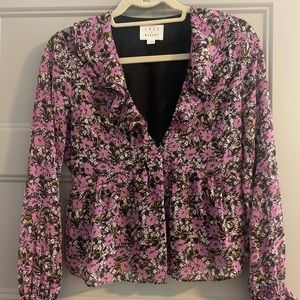 Floral lost and wonder top